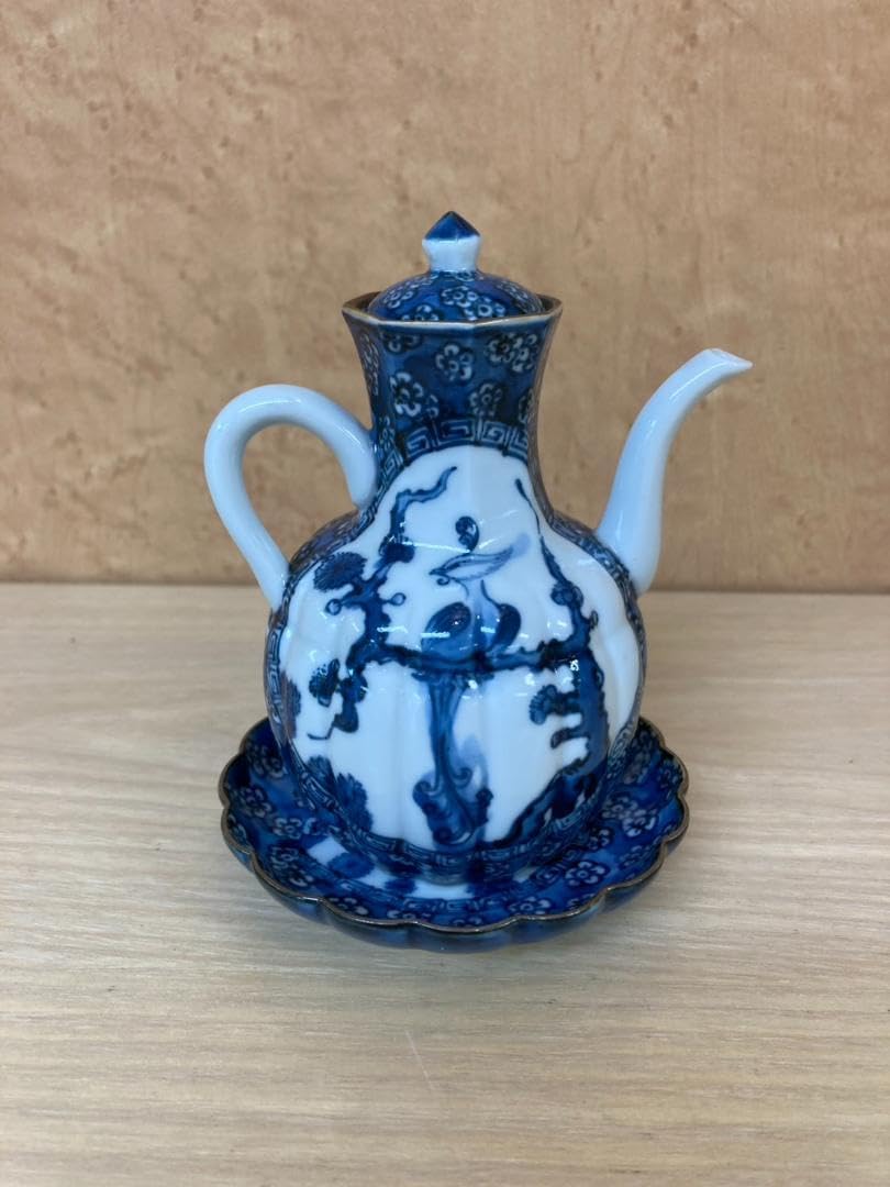 加藤利昌 清 水 焼 染付 祥瑞文 醤油差し・豆皿セット