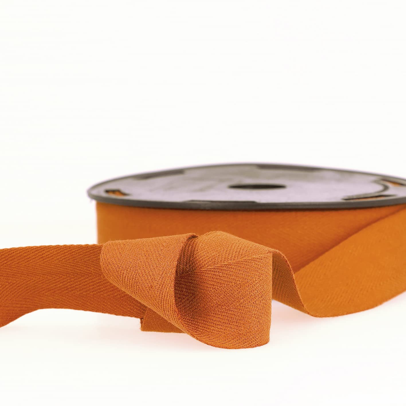 Rust 10m 100% Cotton Twill Tape - Soft Flexible Tape for Binding, Edging, Bunting, Aprons & Crafts - 25mm Wide - Packaged Length, No Joins - Giddy Square — image 1