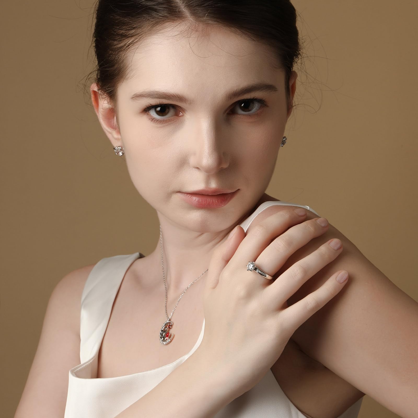 Jeulia Damen Rundschliff RIing Moissanit Zirkonia Ehering 925er Sterlingsilber Bandring Schlicht Tauring mit Schmuckschatulle Bandring für Verlobung Jahrestag Versprechen