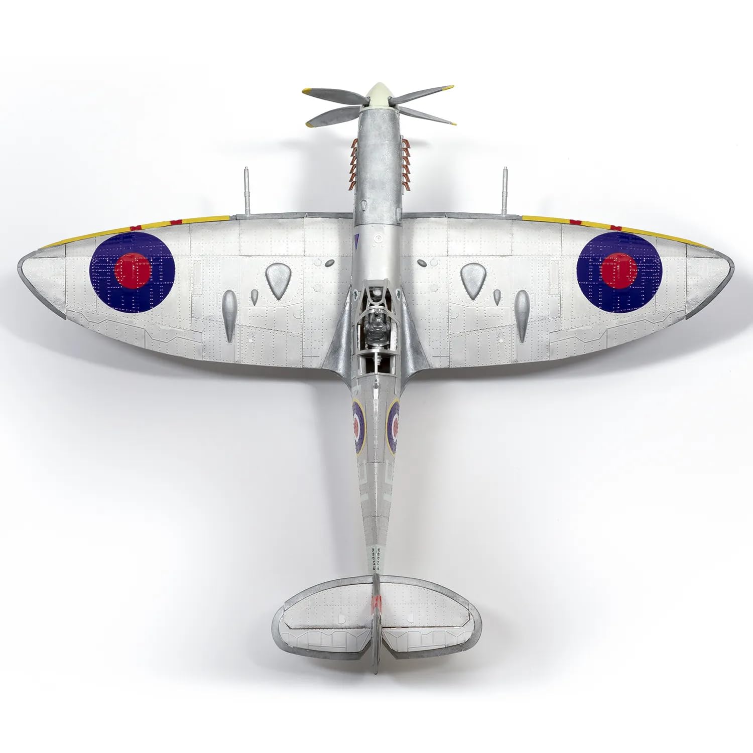 Occre Supermarine Spitfire Mk IXc EN398 – Zweiter Weltkrieg – Maßstab 1/24 – Bausatz aus Holz und Metall