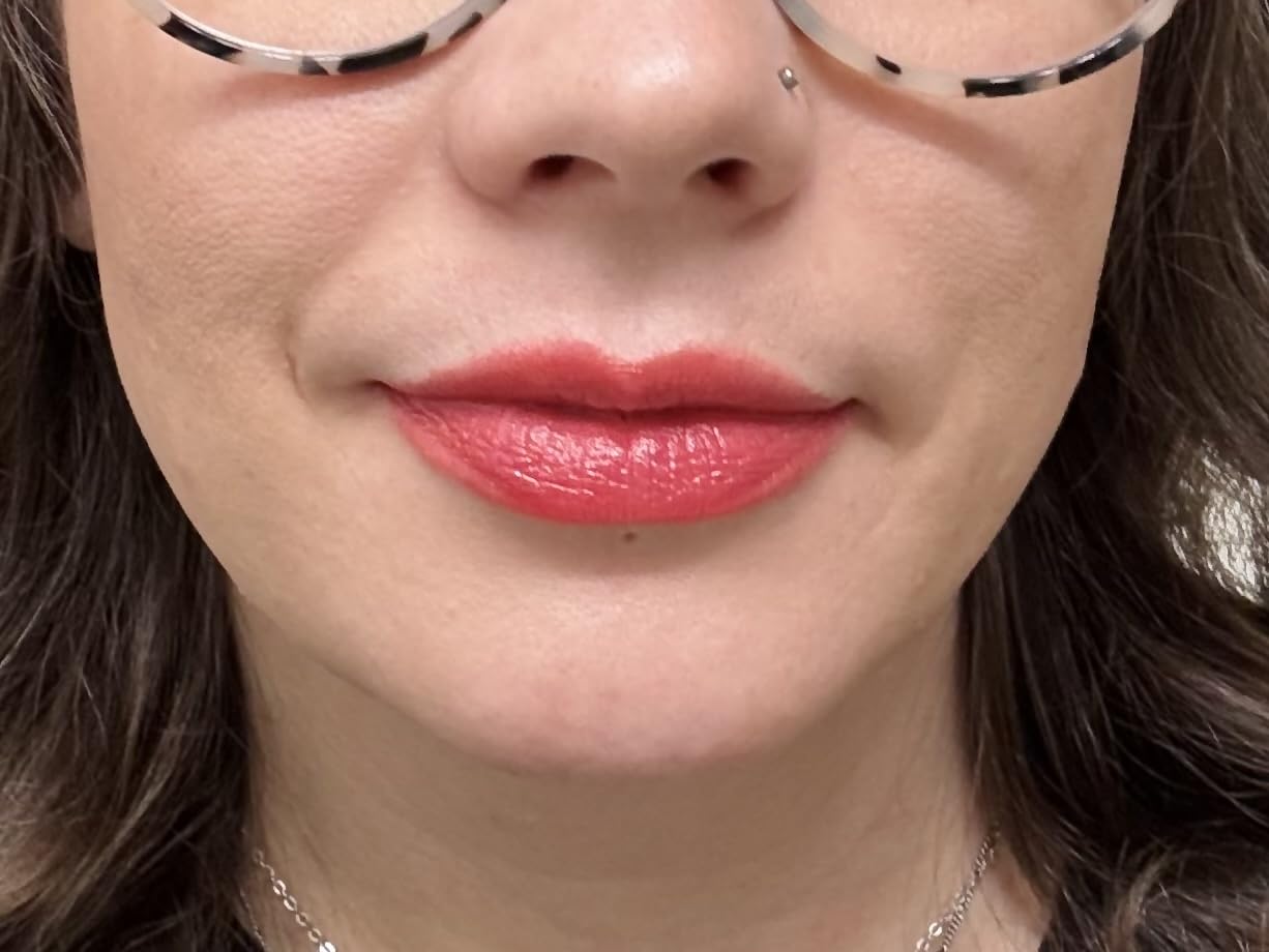 Jane Iredale Just Kissed Lip And Cheek Stain, PH-Activated Formula Delivers Long-Lasting Custom Color With Hydrating Botanical Oils, Cruelty-Free
