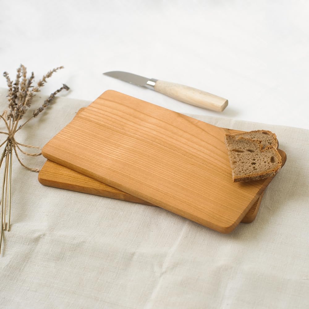 4x Frühstücksbrett Kirschholz 22 cm - 100% Handarbeit, stabiles Brotzeitbrett, Vesperbrettchen für die Stulle, Messer schonendes kleines Brettchen, Holzbrett, Brett Kirsche