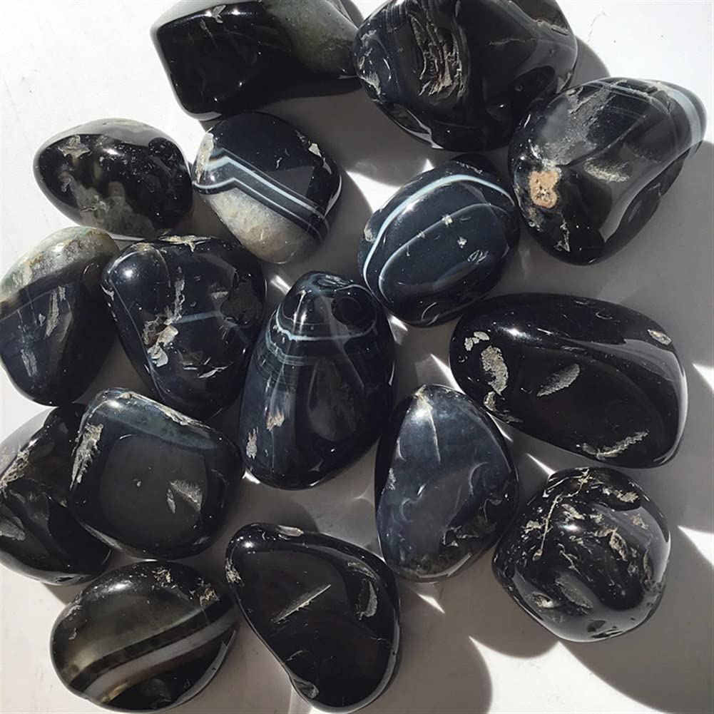 【七福】　縞瑪瑙 黒瑪瑙 約1.6kg 観賞石 盆石 水石 置物 台座付 Amazon.co.jp: 天然の黒の瑪瑙の石の磨かれた宝石の鉱物鉱物標本癒しの