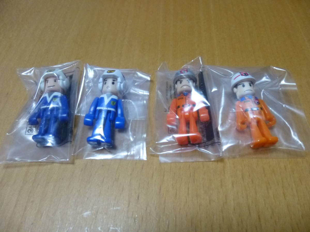 Amazon.co.jp: トミカ プラキッズ ハイパーブルーポリス一般隊員2種