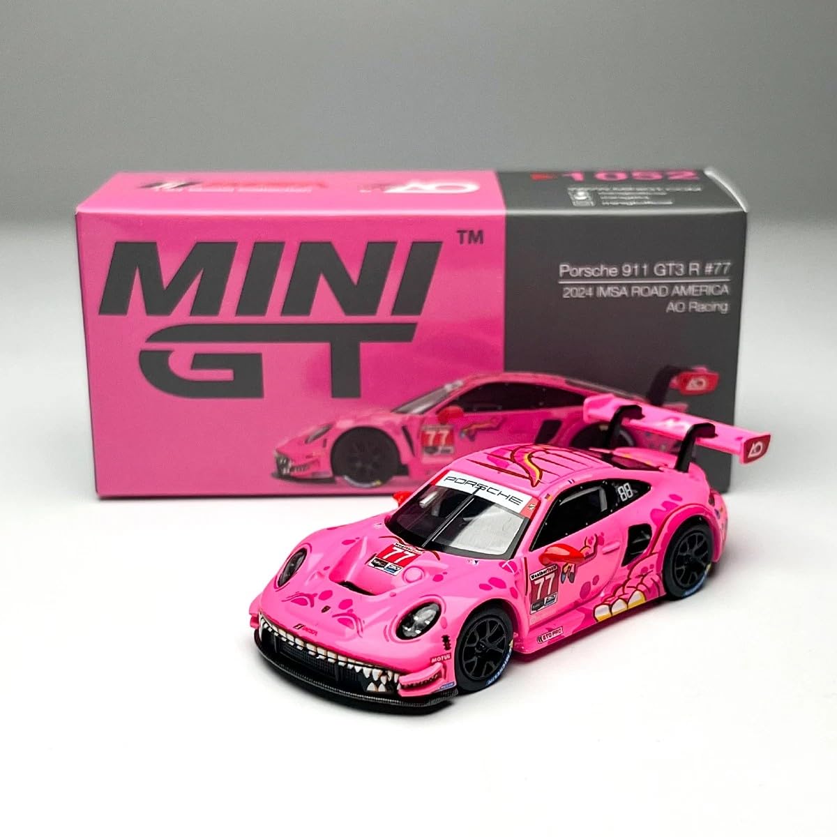 MINI GT 1:64 Porsche 911 GT3 R #77 