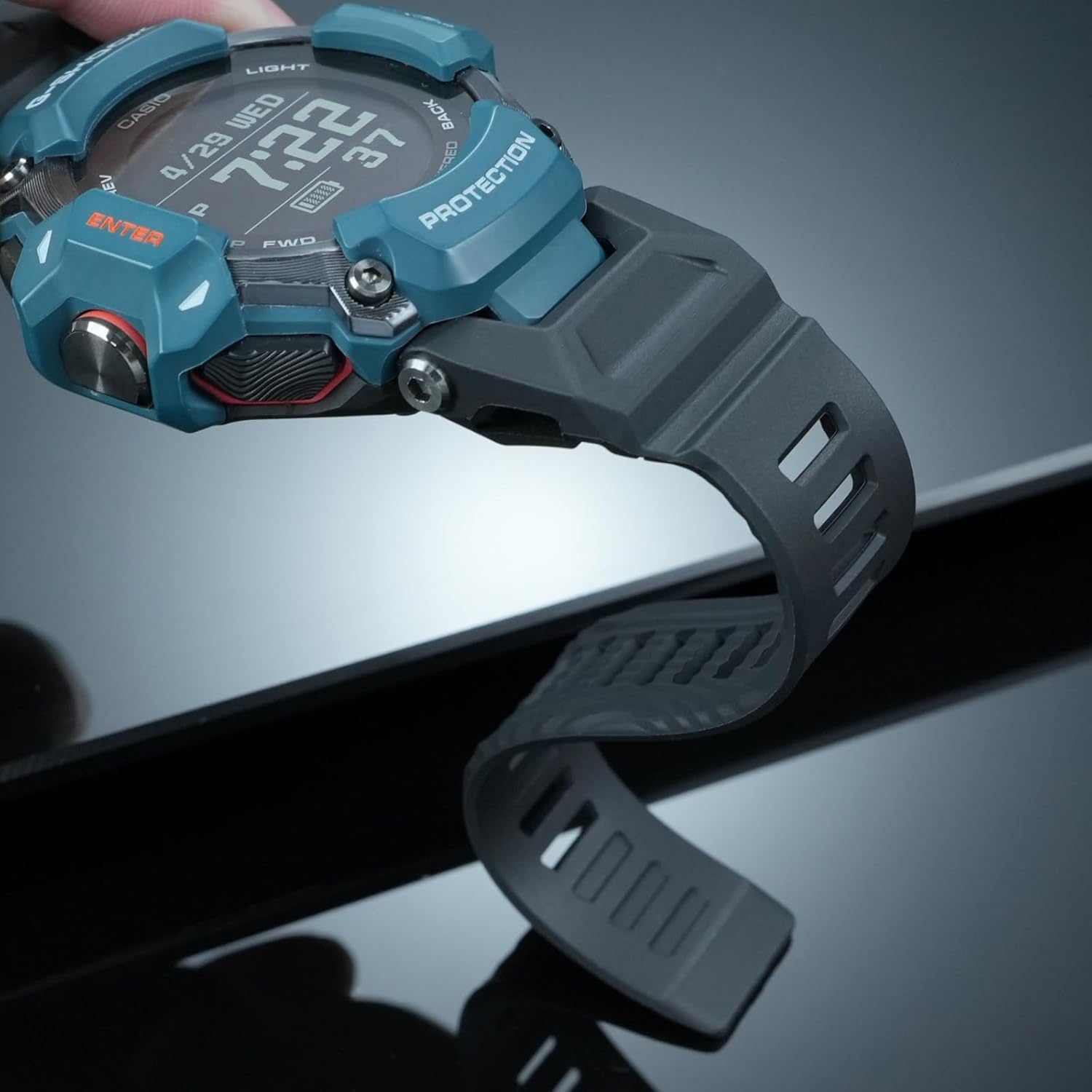 Compatible with Casio G-shock solar-powered GBD-H2000 heart rate model replacement resin silicone watch band for men.