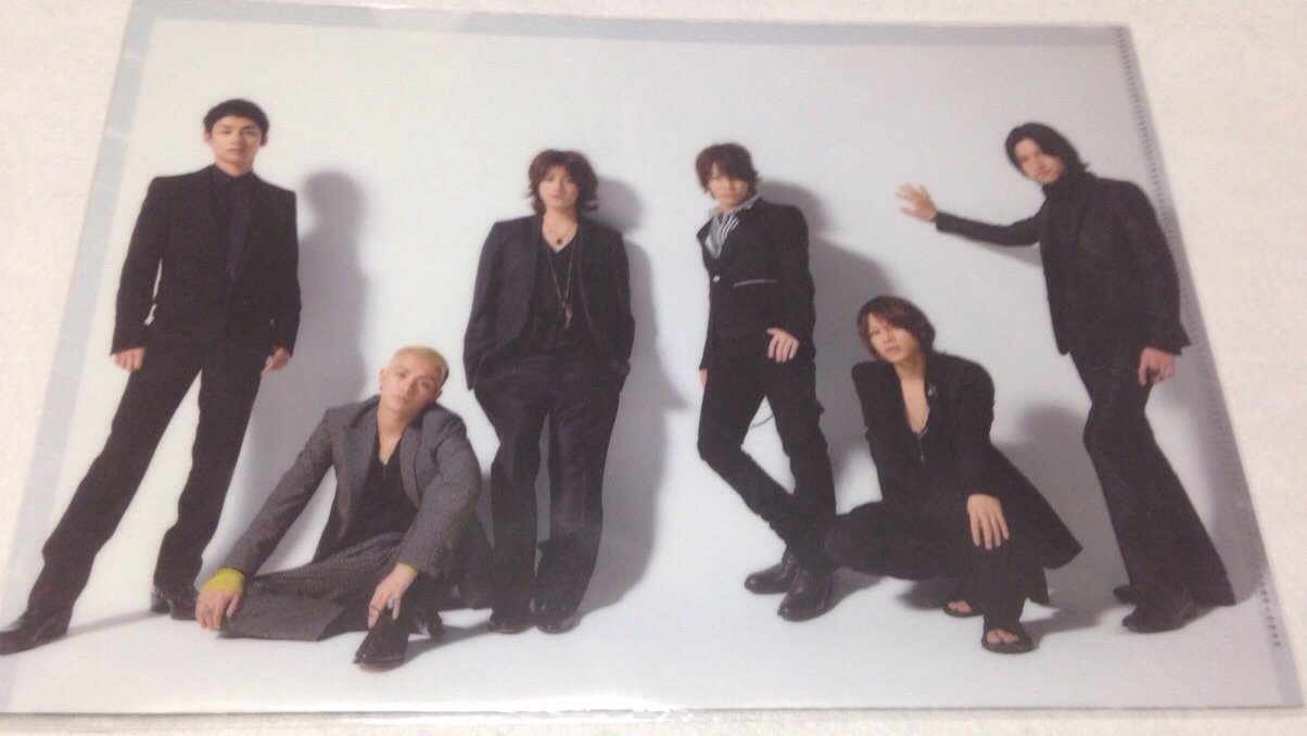 KAT-TUN 集合 クリアファイル 41kCVC8WisL._UF894,1000_QL80_.jpg