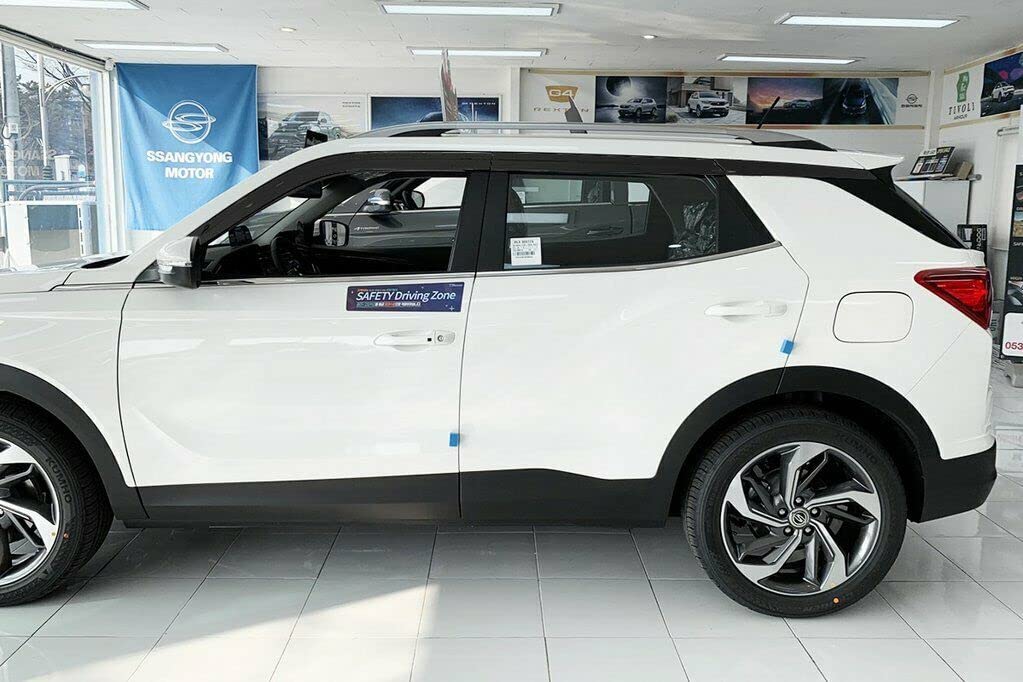 AUTO CLOVER Deflectores de viento para Ssangyong Korando 2019+ (6 piezas)