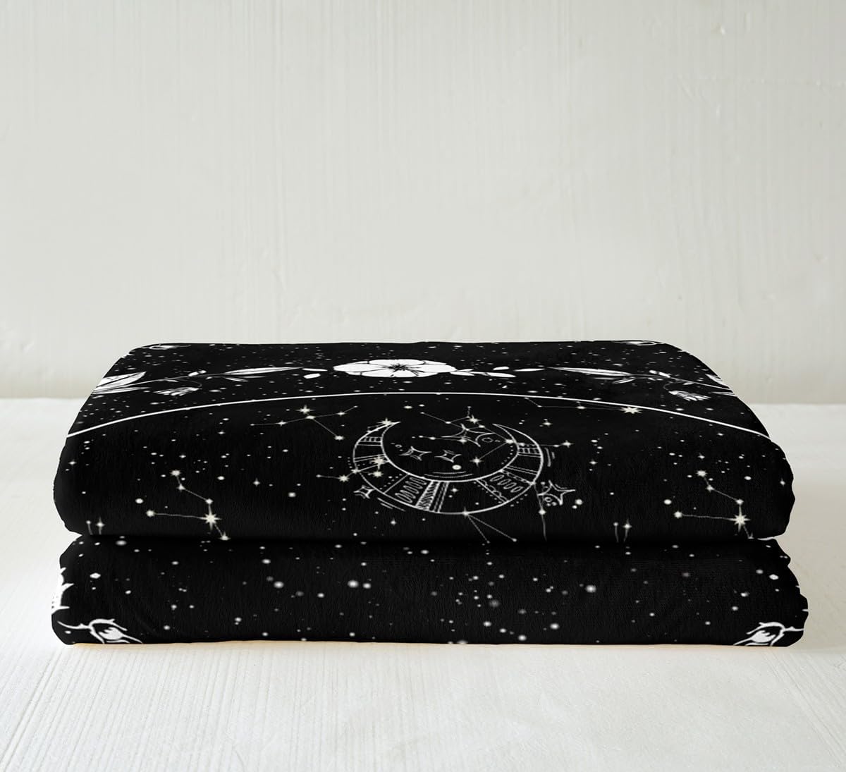 Sun and Moon Bed Blanket Kids Girls Black and White Sherpa Blanket Soft Cozy Lightweight Starry Sky Galaxy Plush Fleece Boho Mandala Blanket Gifts for Couch Bed Chair Office Sofa(Throw 50"x60")