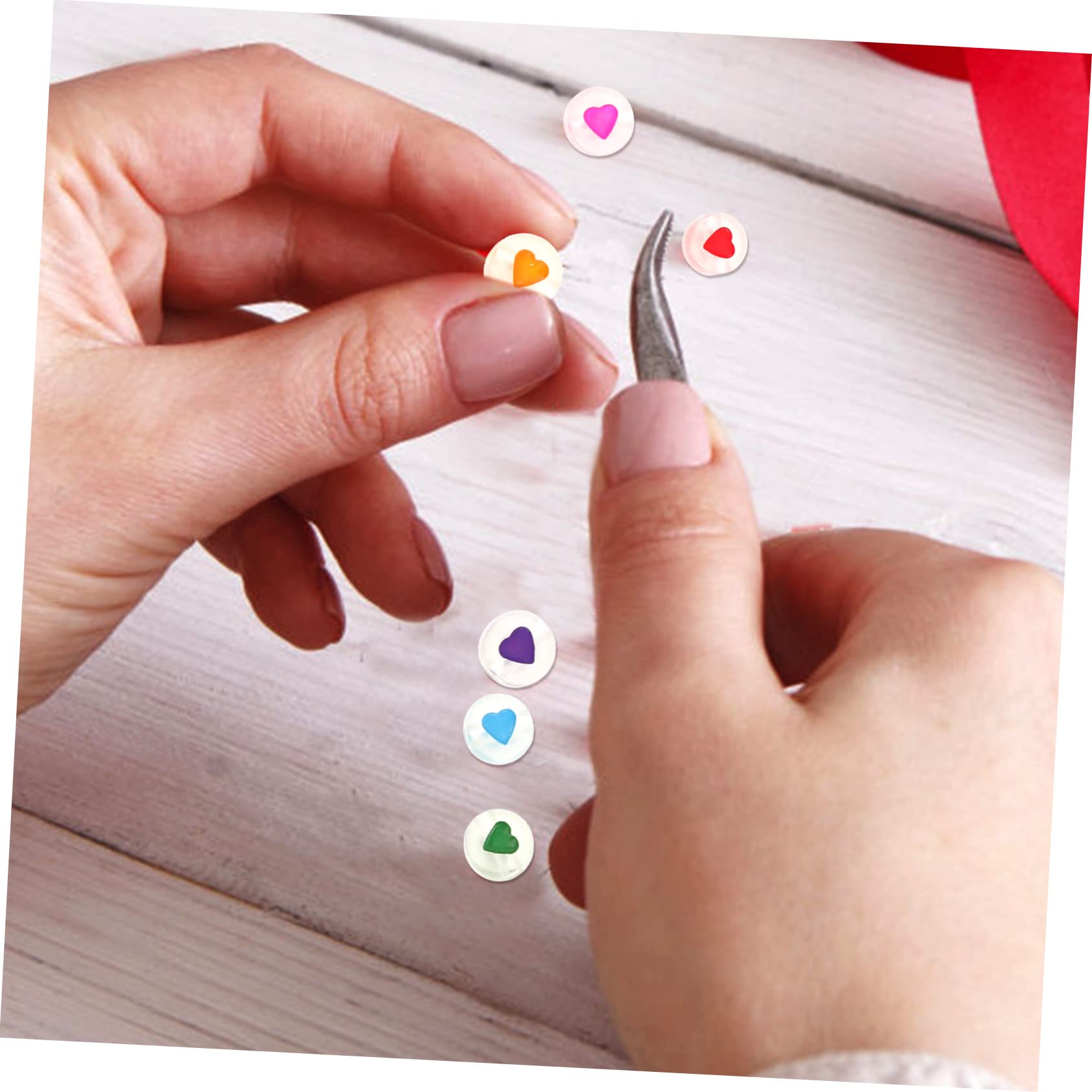 NUOBESTY 1500piezas Abalorios Acrílicos Luminiscentes Para Manualidades Paquete Bolas De Corazón y Estrella Para Collares y Pulseras Accesorios Creativos Para Niñas y Adultos