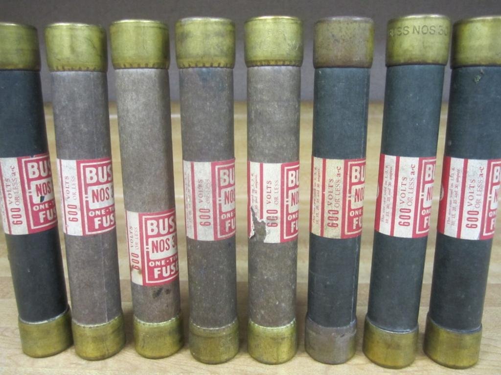 Cooper Bussmann Fusible NOS-30, autobuses una vez