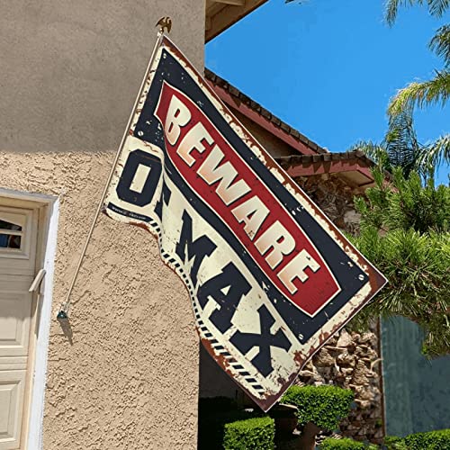Drapeau Max pour dortoir : la solution pour grands murs vides