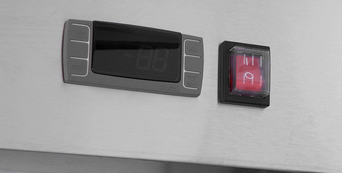 Atosa Us Mbb90 Back Bar Cooler-Mbb Series on Fridge.com - View 2