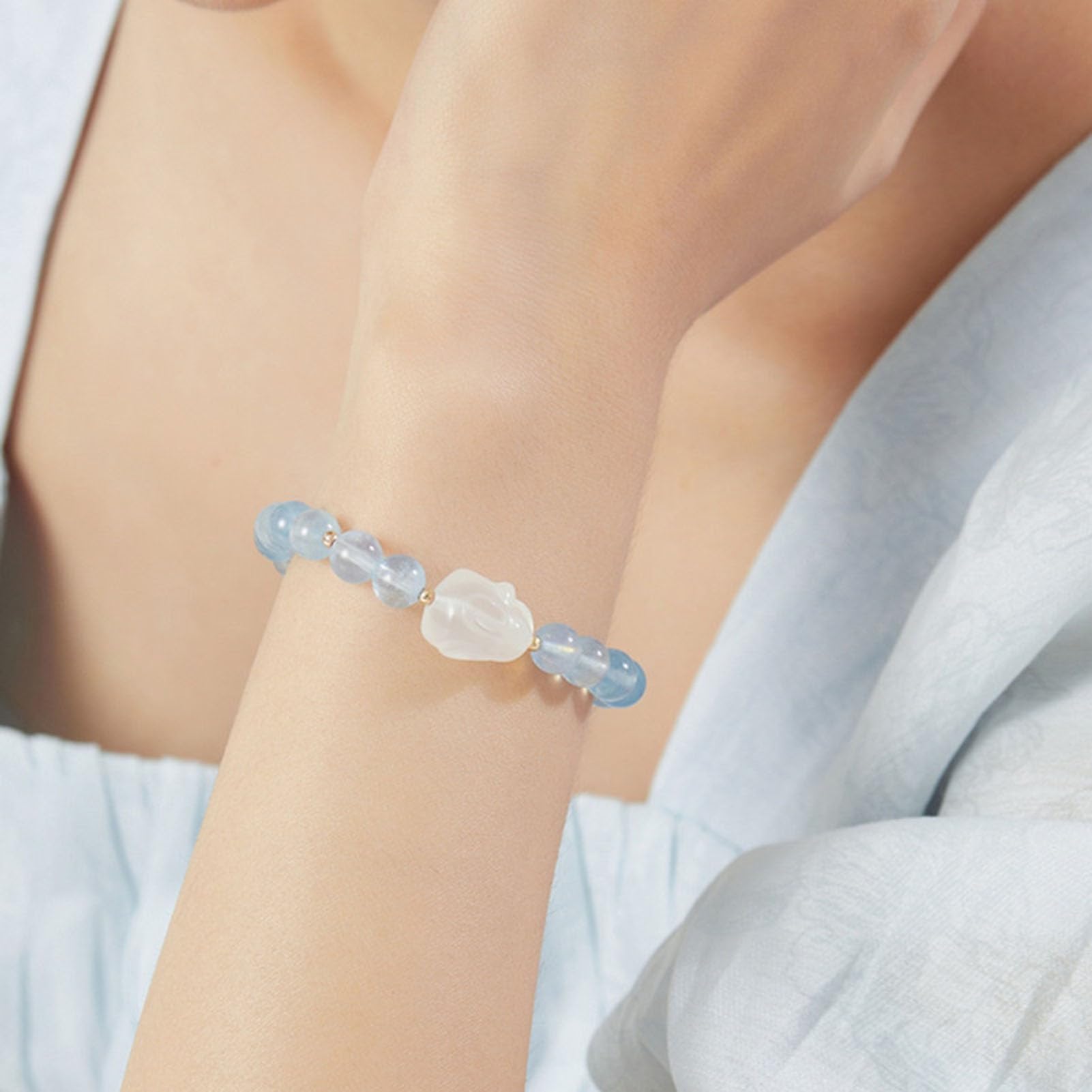 Bracciale in Pietra Acquamarina, Morbidi Cristalli Blu Braccialetti Elasticizzati in Vera Pietra Bracciale con Perline di Cristallo Azzurro per Pace e chiarezza, Gioielli Elastici,6MM