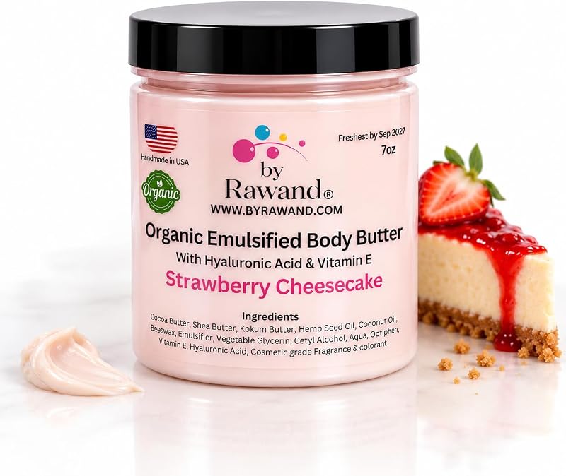 Manteiga corporal artesanal ByRawand de cheesecake de morango com manteigas de karité e cacau — fragrância de cheesecake de morango