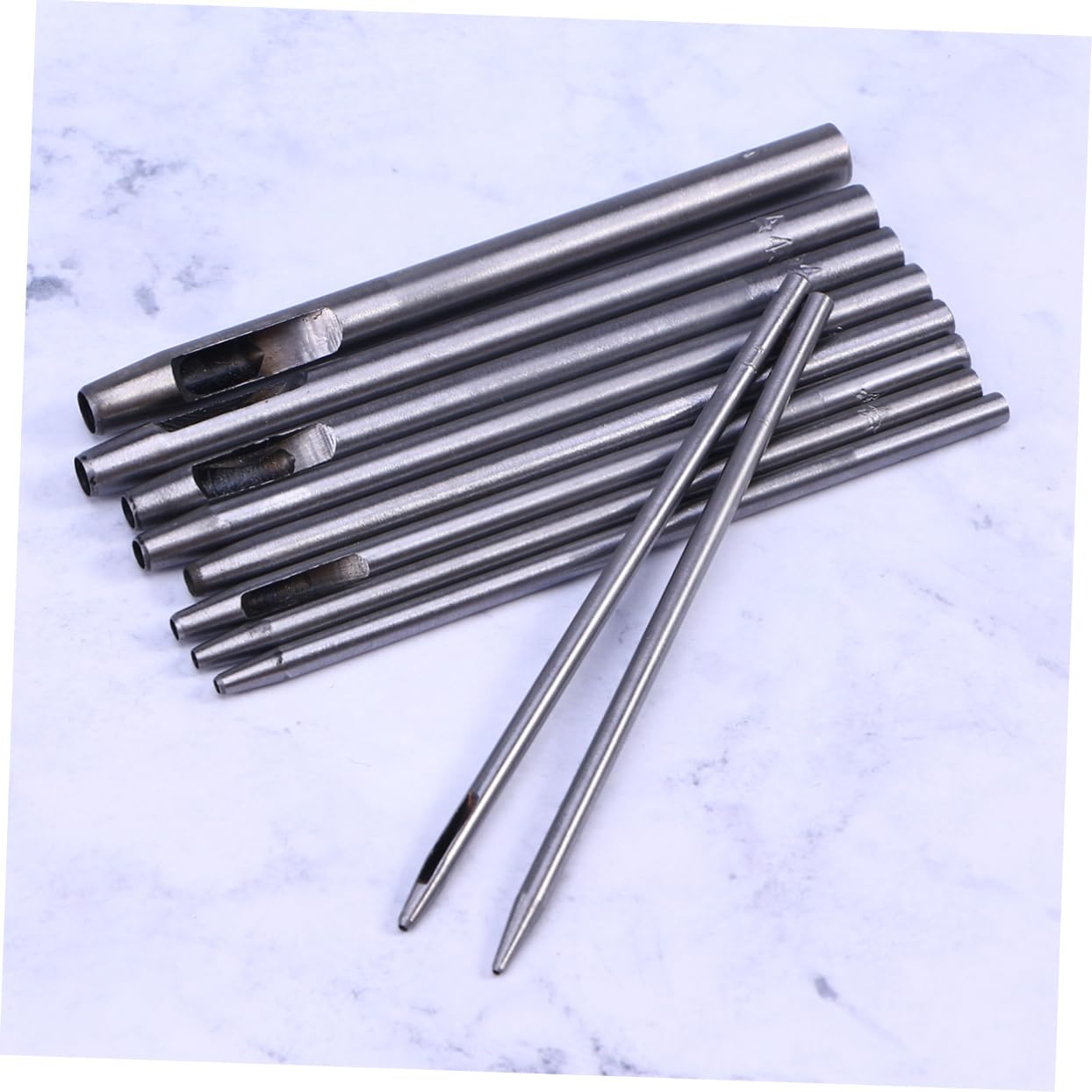 Uonlytech 30 Pièces Trou en Cuir pour Les vêtements perforateur Ceinture pour Cuir Sangles poinçon de Ceinture Outils Coupe-poinçon perforateur de e Trou de poinçon des Produits