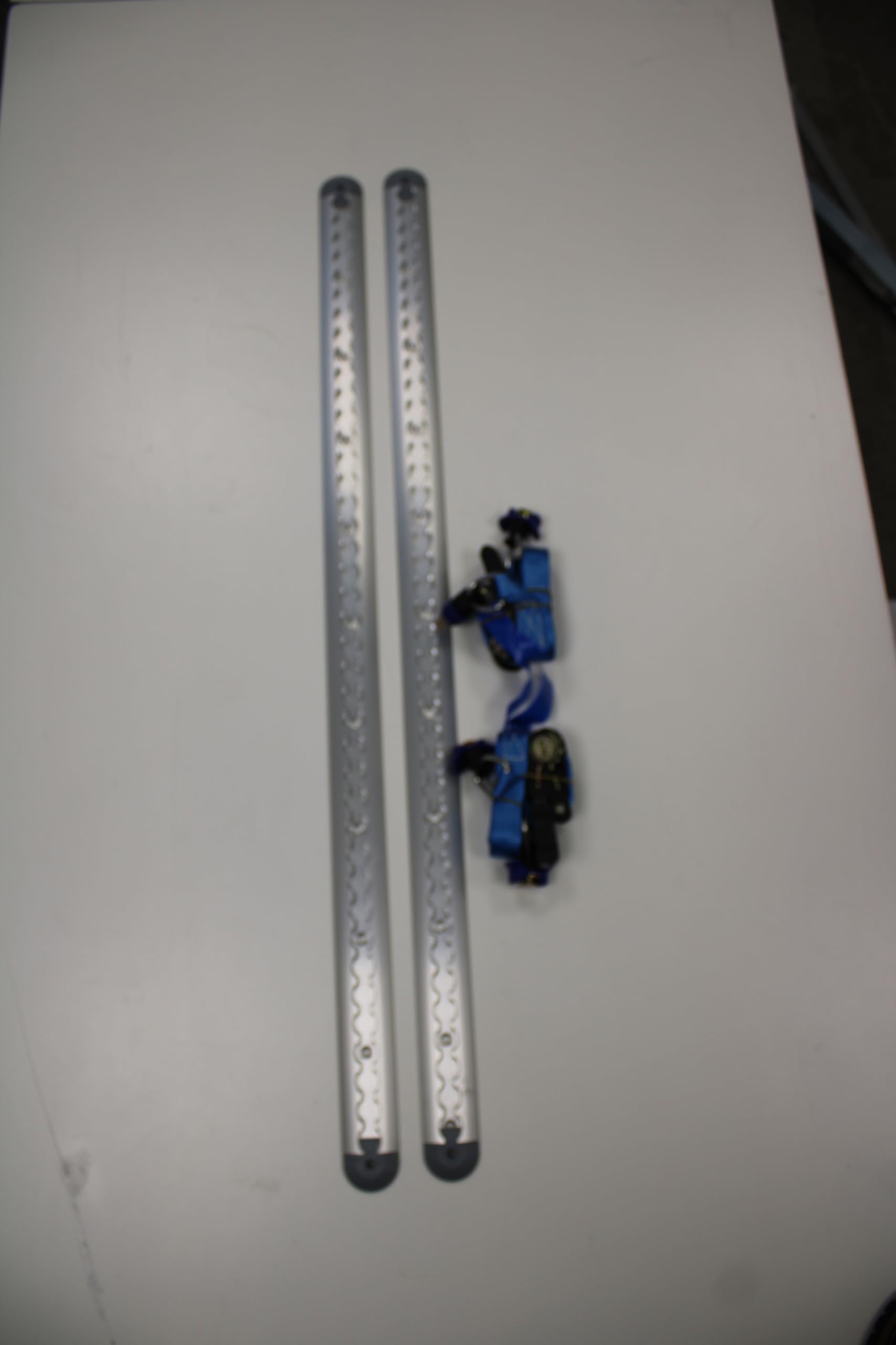 Lockes-22 Zestaw blokady ładowania 2x1mtr Rail Amuminium 4 końcówka 2 pasek z grzechotką.