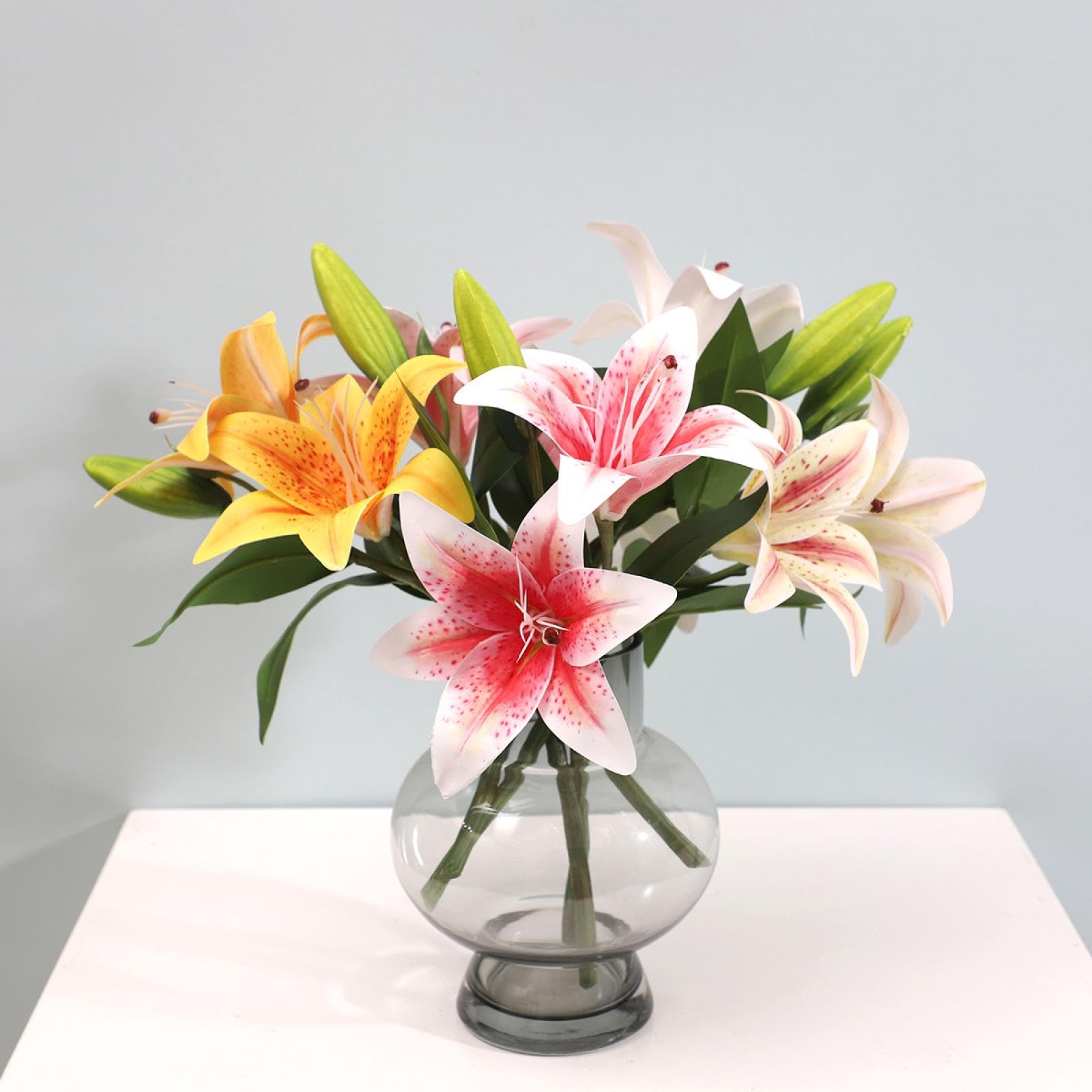 Amazon.com: ZHSYWVNW Artificial Lilies, Single Hand Feel, 3 Heads