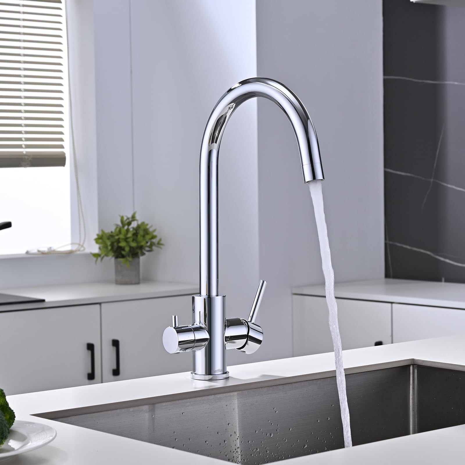 Grifo para Fregadero de Cocina de 3 Vías BuntHaus, Acero Inoxidable Cromado