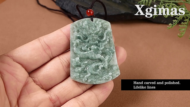 Watch Xgimas Hand-Carved Dragon Natural Jade Necklaces Display on