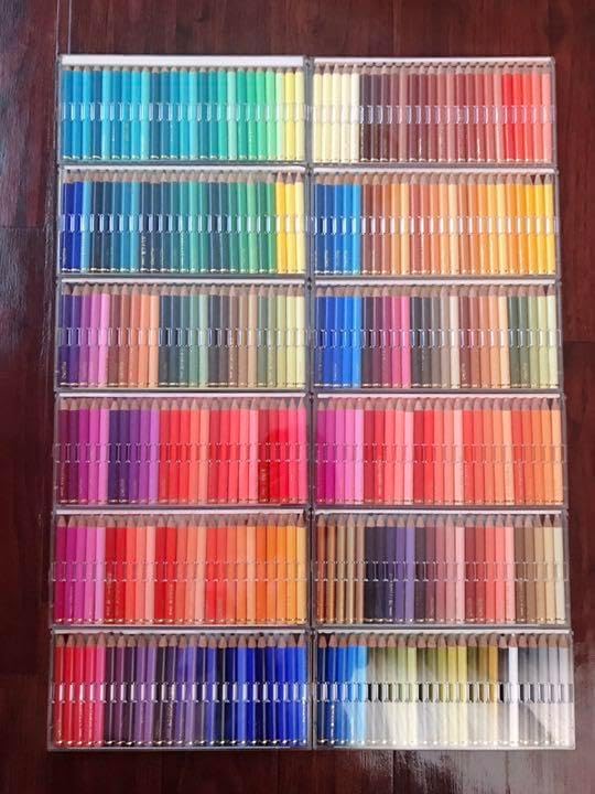 フェリシモ FELIIMO 色鉛筆 25色12セット 計300本