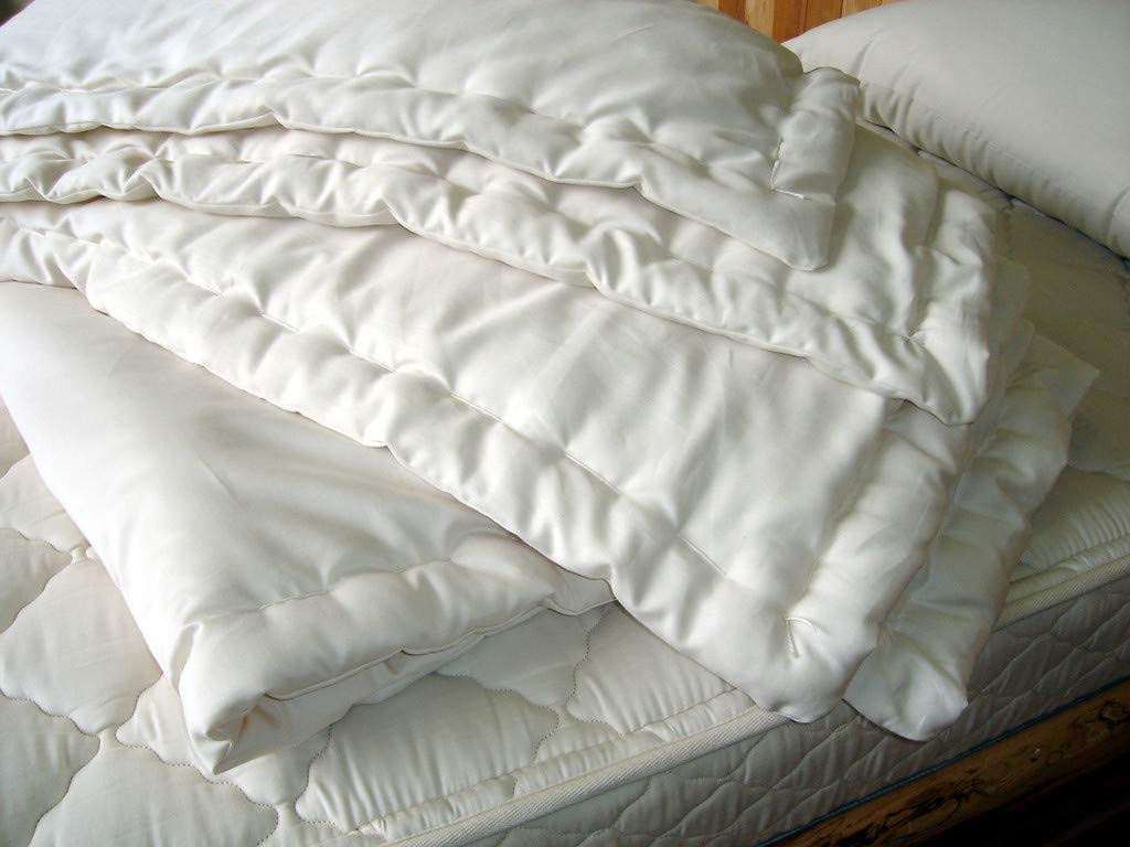 Holy Lamb OrganicsStandard Eco-Wool & Organic Cotton Cool Comfort Comforter in King Size