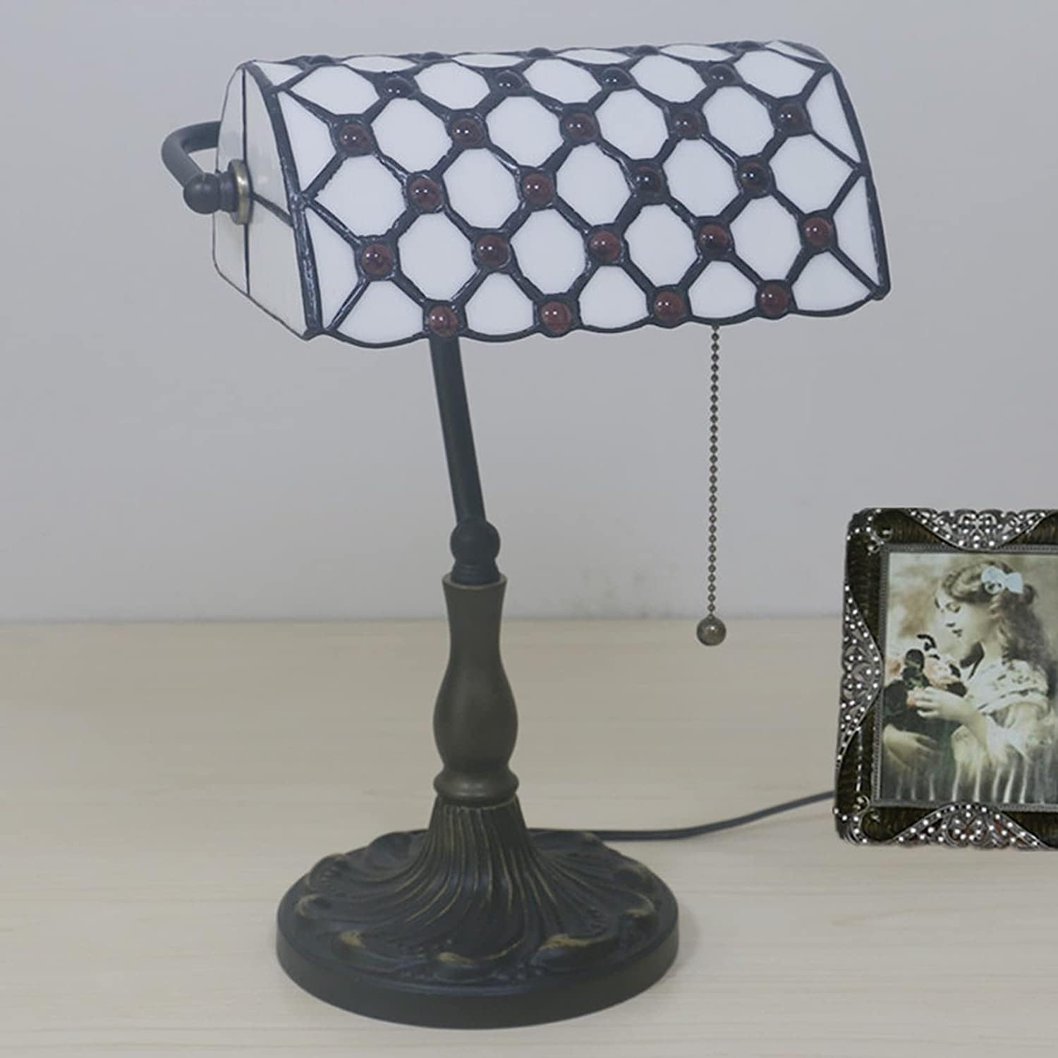 Bankiers Tischlampe, farbige Glaslampe, Kristallperlenschreibtischlampe, Schlafzimmer in der Nacht Leselampe (weißer lila Glasperlenschatten) Innovate