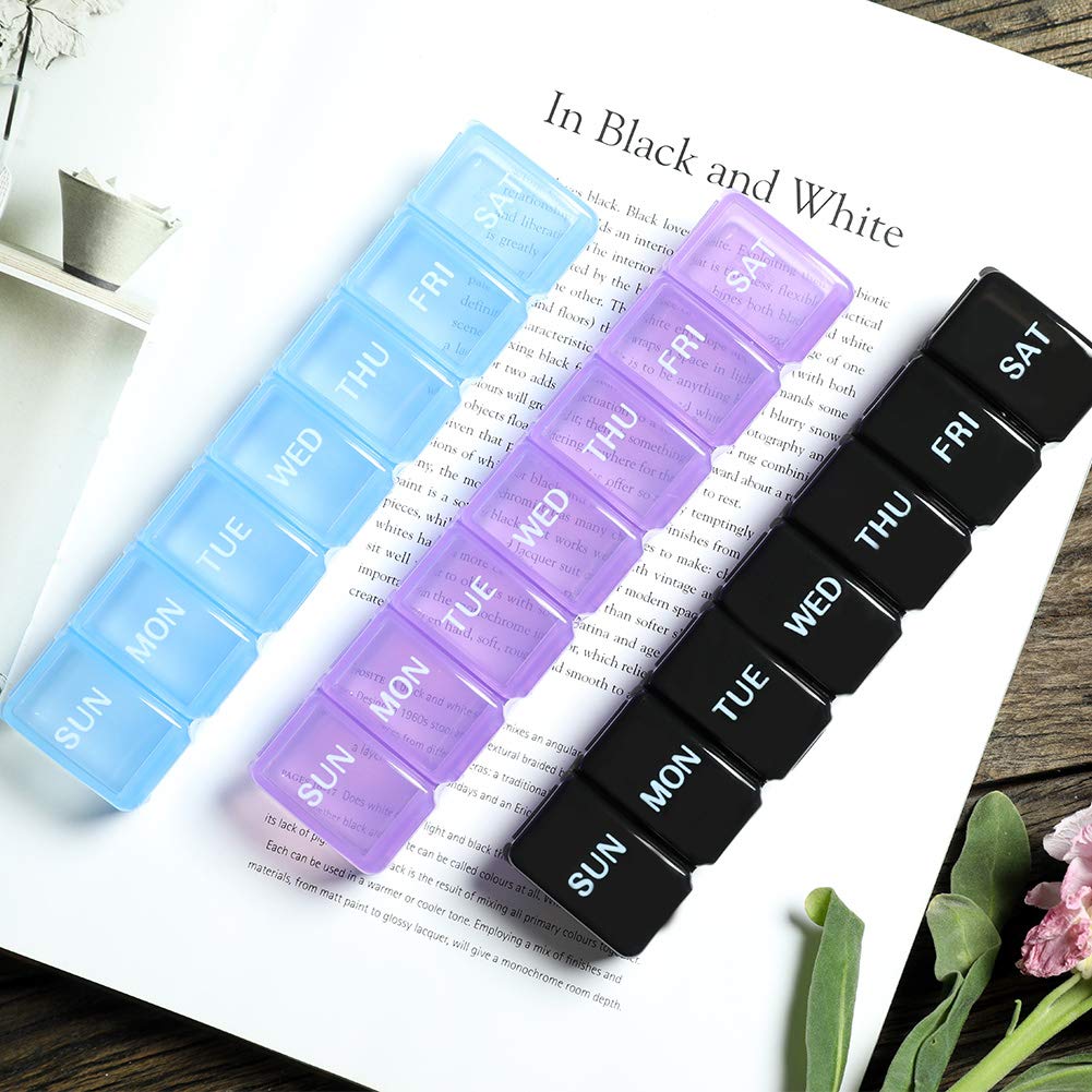 Paquete de 2 pequeños organizadores semanales de pastillas, pastillero diario de bolsillo, caja para píldoras, vitaminas, aceite de pescado, suplementos (negro)