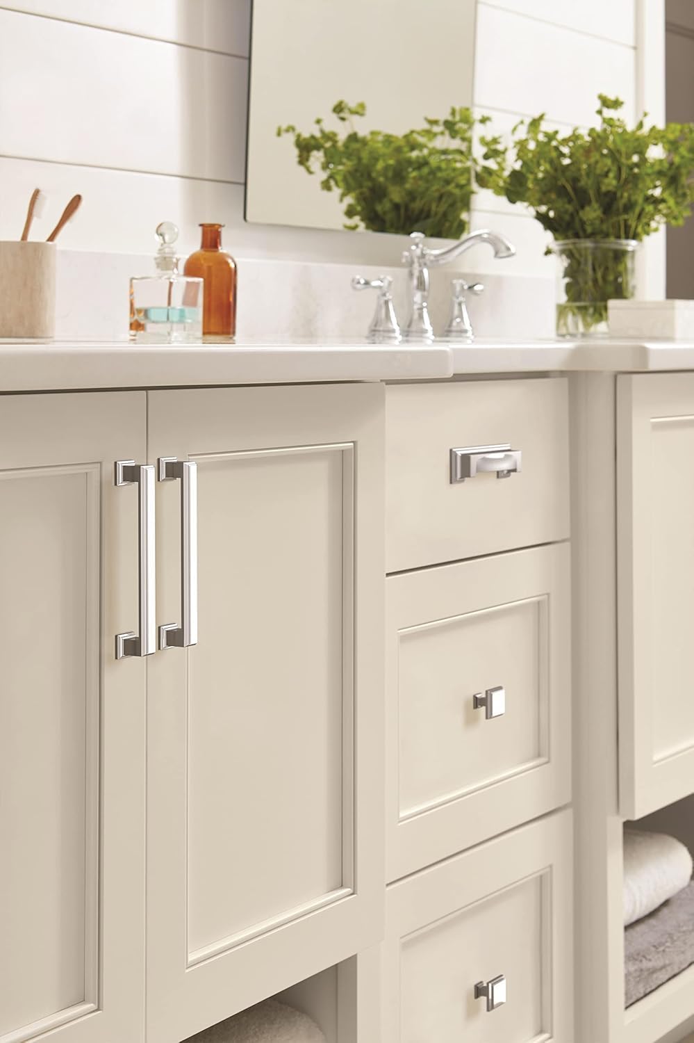Amerock | Cabinet Cup Pull | Polished Chrome | 3 inch & 3-3/4 inch (76mm & 96 mm) Center to Center | Appoint | 1 Pack | Drawer Pull | Cabinet Handle | Cabinet Hardware
