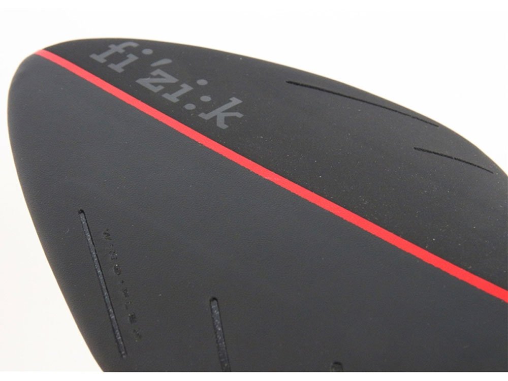 Amazon | フィジーク（FIZIK） アリオネ 00 カーボンブレイ
