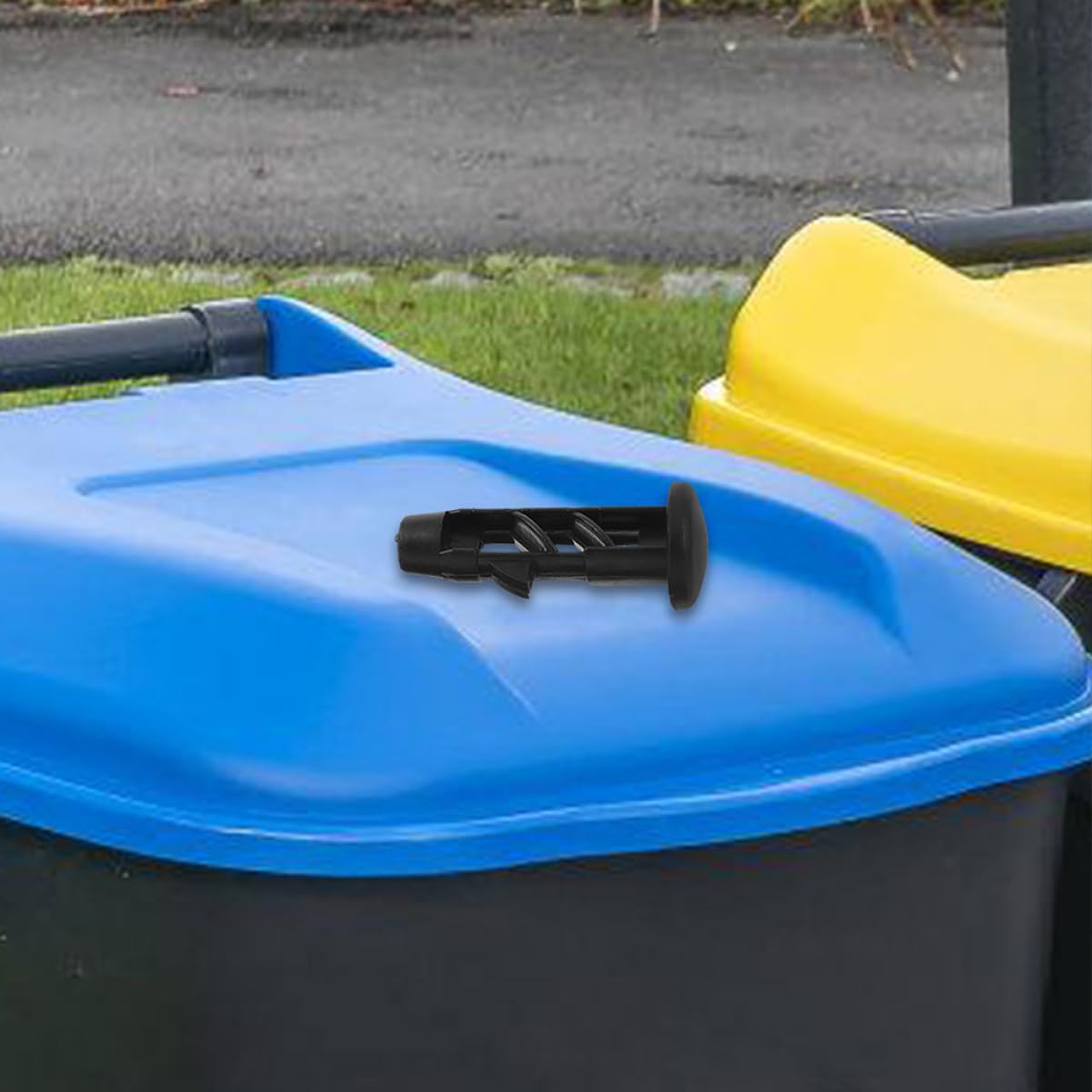 8pcs Wheeled Bin Lid Locking Trash Can Accessories for Smooth and Easy Installation Compatible Outdoor Waste Bins