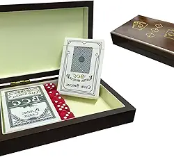 Kit 2 Baralho de Cartas Club Special com Caixa de Madeira Luxuosa 2 Baralhos e 5 Dados Vermelhos Premium