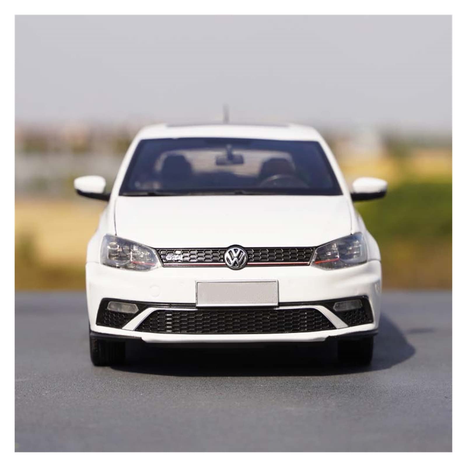 Veicoli a Motore in Scala 1:18 per Volkswagen Polo-GTI 2015 Modello di Auto in Metallo Pressofuso Bianco Collezione di Ornamenti per Adulti Regalo Modello di Auto Replica