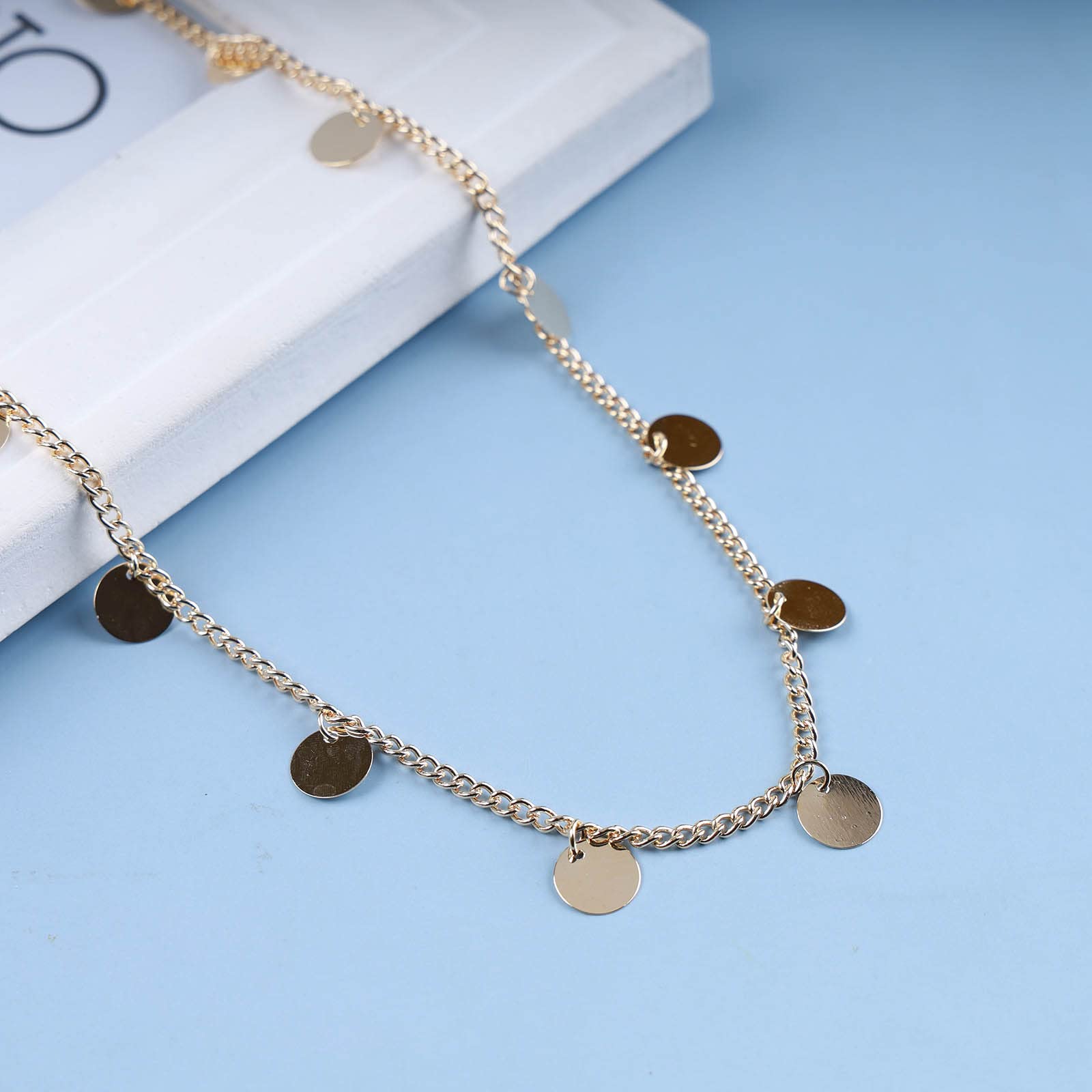 Inilbran Boho Coin Head Chain Headband Vintage Gold Disc Hair Chain Headdress Gold Sequin Headband Headpiece Costume Hair Accessories Jewelry For Women and Girls - Image 3