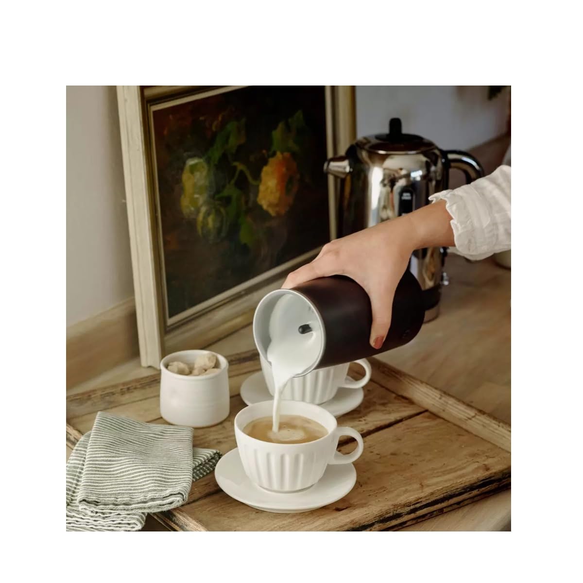Dualit MILK&CHOCLATE elektrischer Milchaufschäumer Schwarz, Heißschokoladen-Maker mit VortecS®-Technologie, perfekte cremige & gleichmäßige Ergebnisse für Cappuccino, Latte, Kakao & Milchshakes