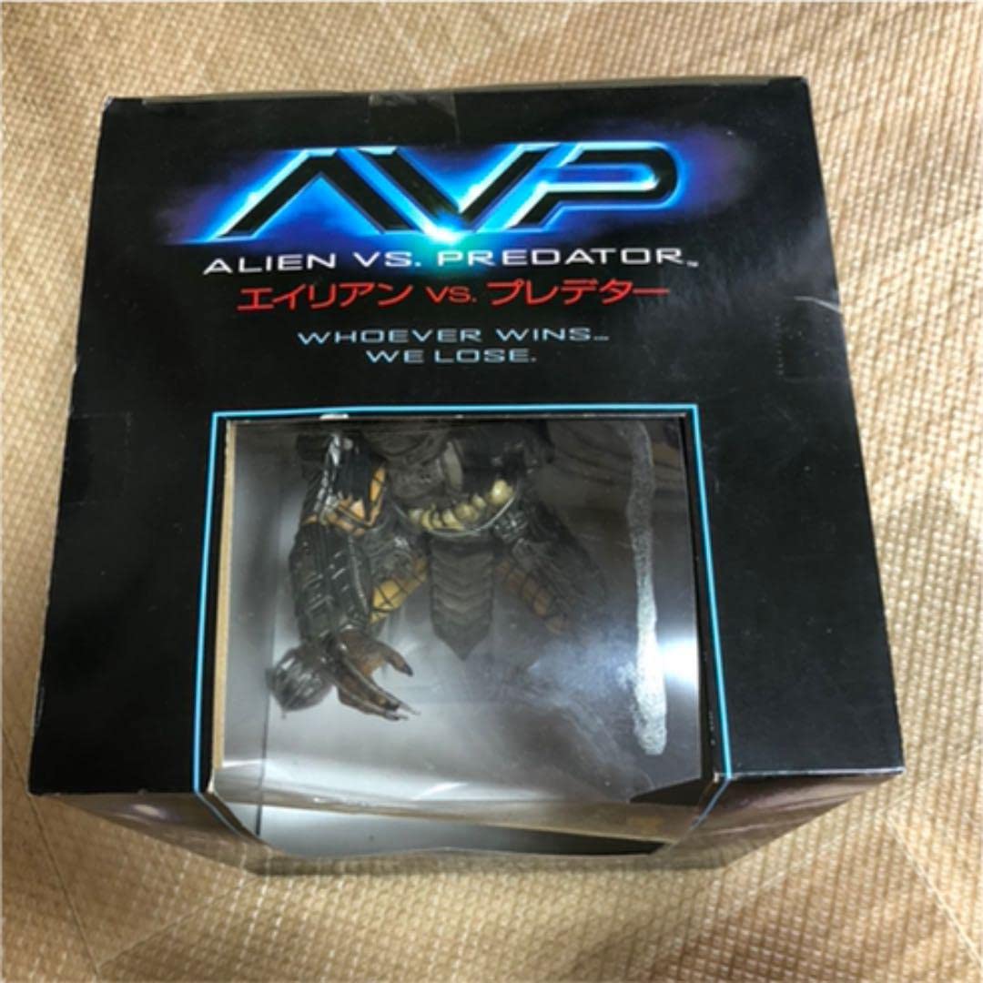 Amazon.co.jp: エイリアンvsプレデター リアルフィギュア 2種