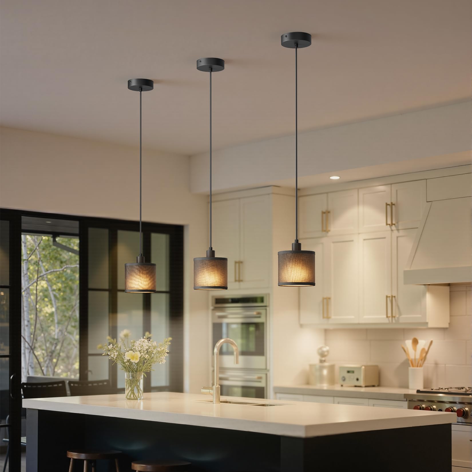 Klighten 3Pcs Lampada a Sospensione E14, Design Moderno, Regolabile in Altezza, Lampadario a Sospensione Semplice per Tavolo da Pranzo Soggiorno Cucina, 40W Max, Lampadina non Inclusa, Nero