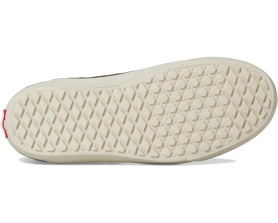 Vans Mte™ Mid-Slip Insulated - Bottom View