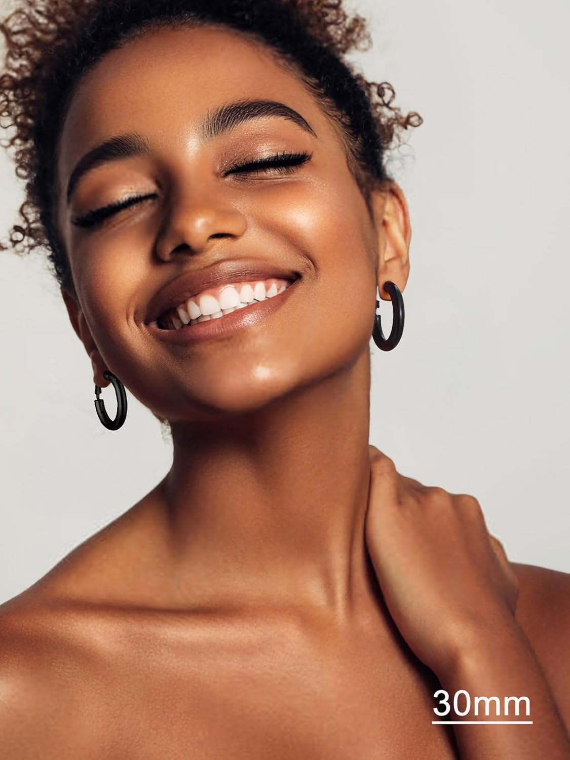 U7 Chunky Hoop Earrings for Women, Stainless Steel Hoops Earring, Classic Polished Thick Ear Jewelry, Black/Silver/Gold Hoop Earrings, 20/30/40/60/80mm - Image 5