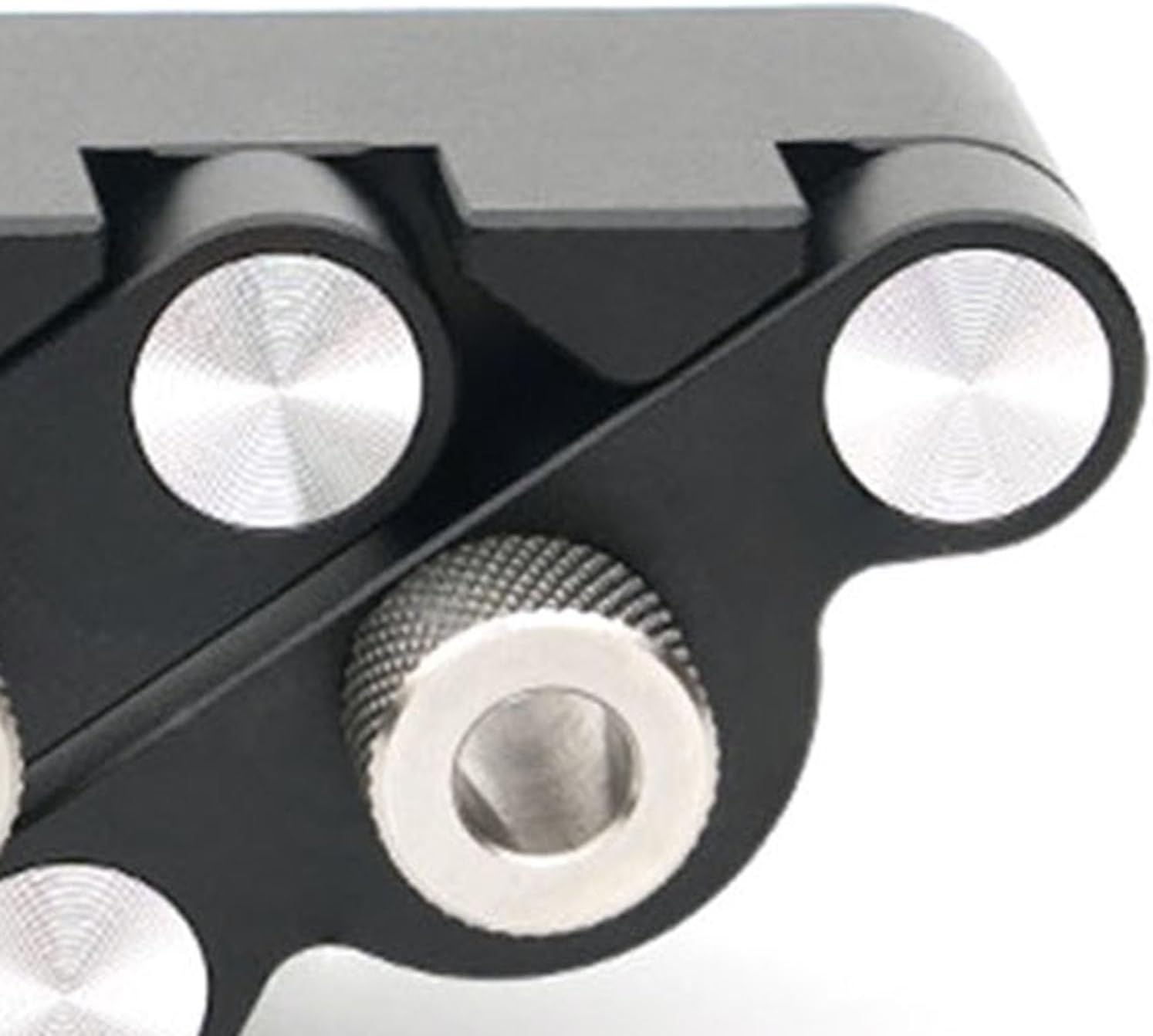 Self Centering Doweling Jig, 13-32mm Clamping Precise Alignment Self Center Dowel Jig Handheld Drill Dowel Drill Punch Locator with 3 Drill Bits