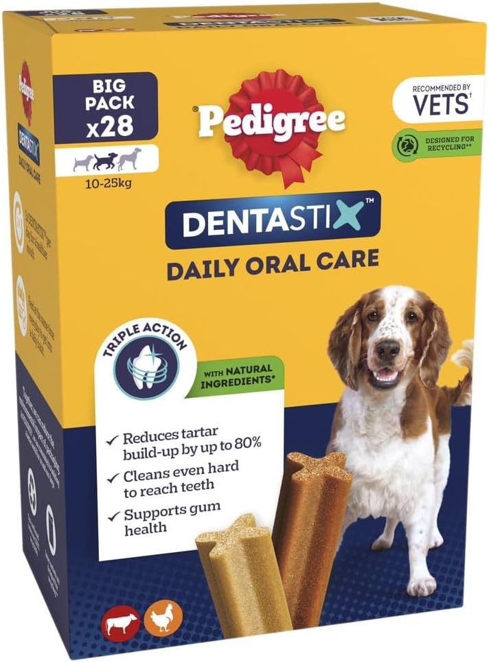 Pedigree DentaStix - Daily Dental chews for medium Dogs (10-25 kg) , 28 Pedigree Dentastix sticks (Pack of 4)