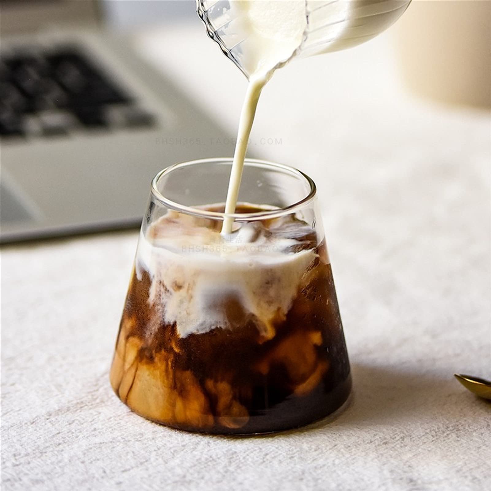 Szklane kubki do kawy 300 ml kubek na wodę w kształcie góry kubek na wodę żaroodporne przezroczyste szkło espresso whisky szkło naczynia do picia szklane kubki do kawy