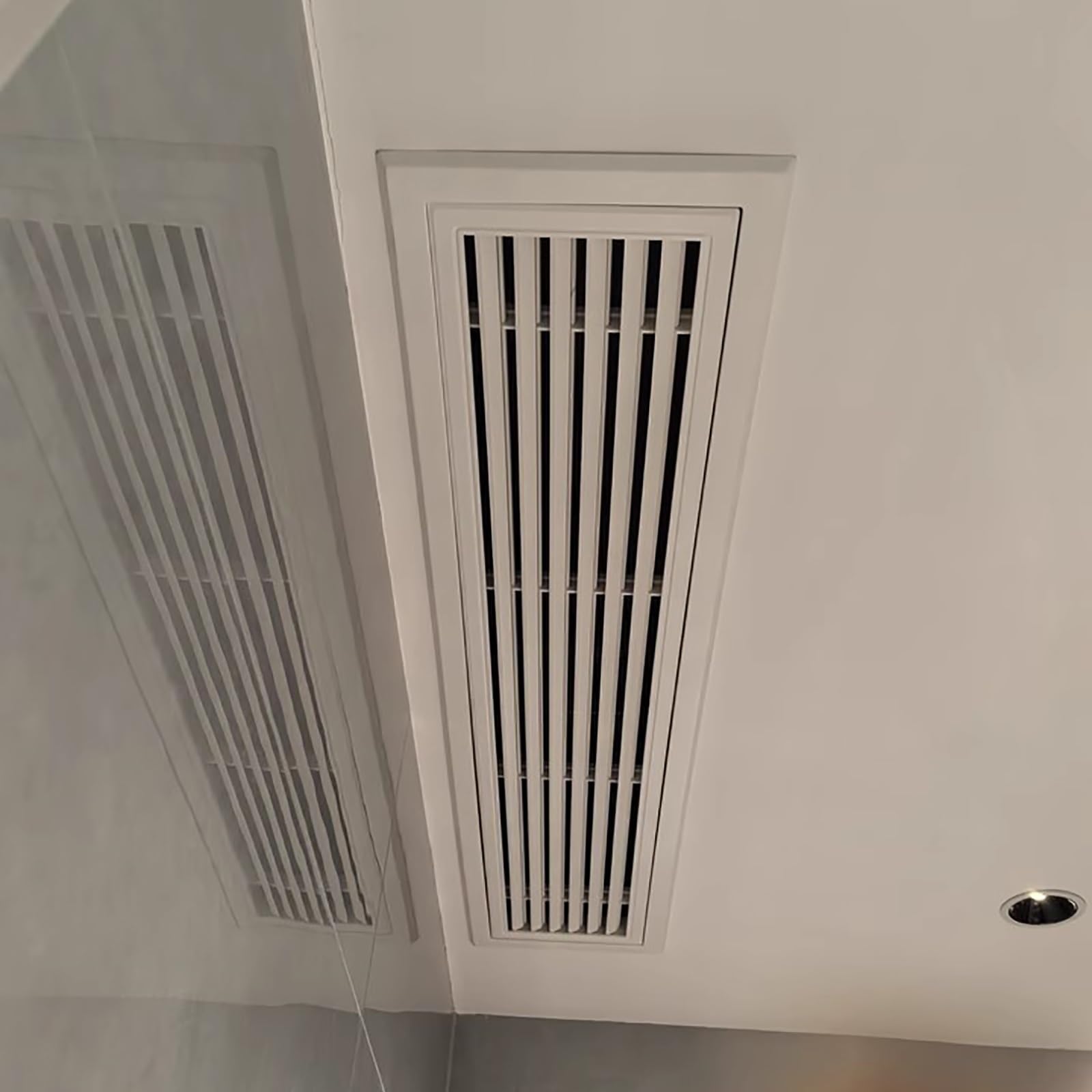 Griglia di Ventilazione Griglia di ventilazione rettangolare con persiana, cappa con filtro per sfiato soffitto/ventilatore con porta rimovibile, per intercapedine, yacht, camper(19x60 cm (7.5 x 23.6