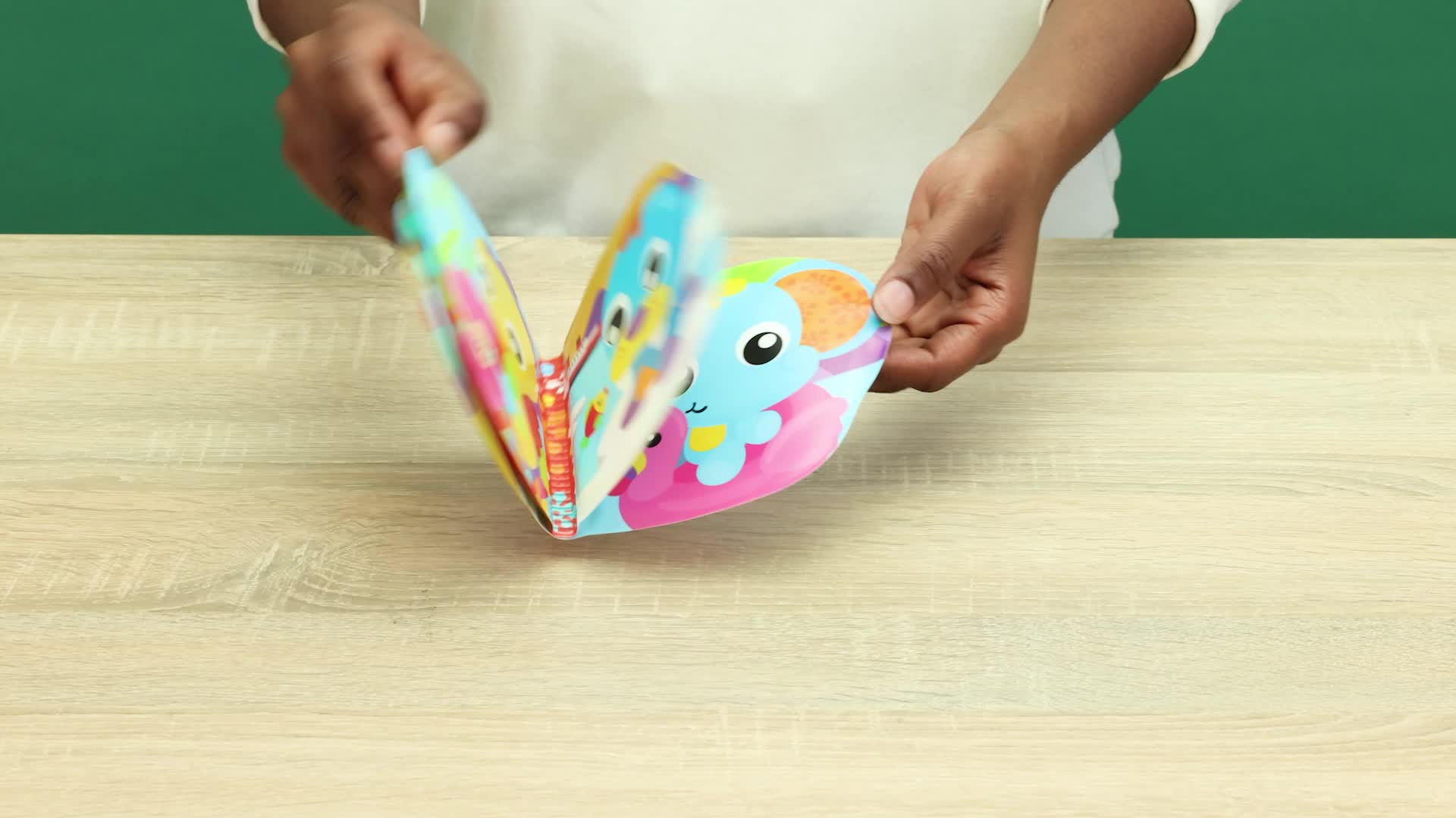 Livre de bain coloriage multicolore - Ludi