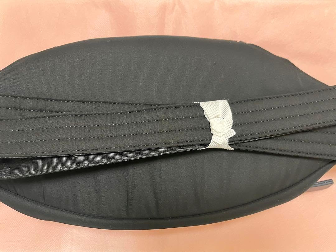 ノルンマーニ 黒 ヒップシート