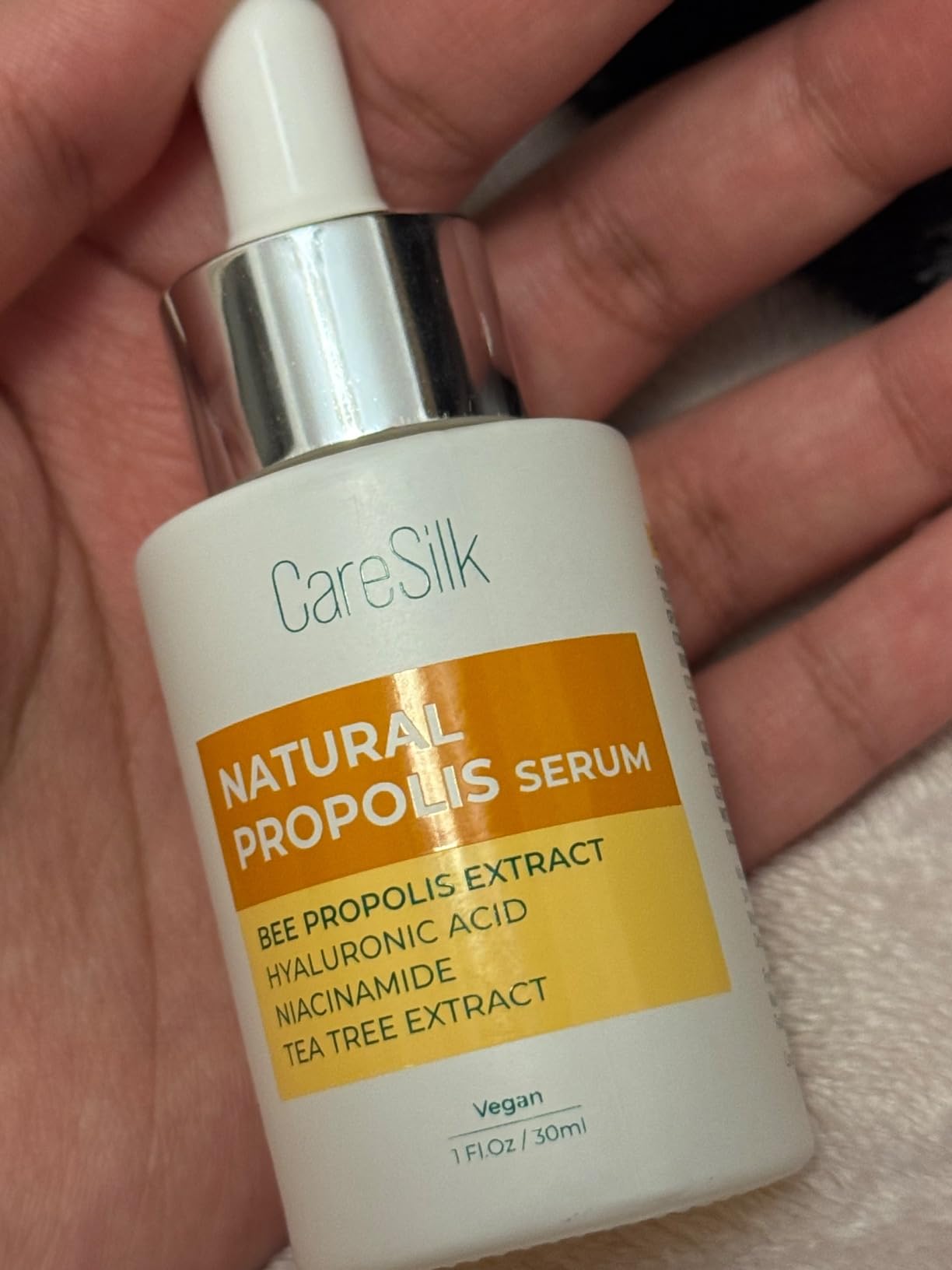 CARESILK Propolis Serum - Face Hydrating Serum - Niacinamide, Hyaluronic Acid, Centella Asiatica, Tea Tree, Rice Extract - Treatment Essence