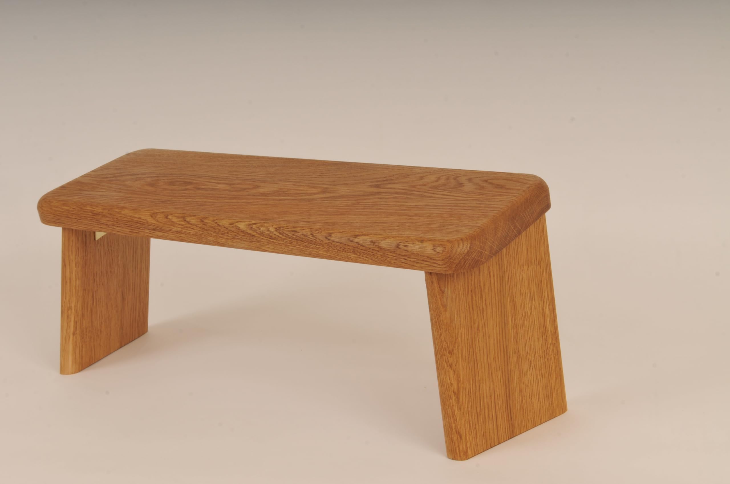Oak Meditation Stool - Handcrafted Wooden Seat for Prayer, Meditation and Yoga - Enhance your Practice with Style and Comfort - Premium Quality and Durable Design with Folding Hinges