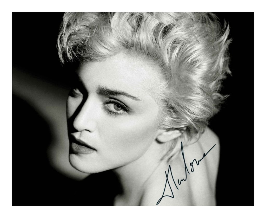 Amazon.co.jp: フォト マドンナ サイン入り サイン入り 8 x 10