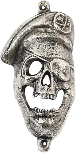 Treasure Gurus - Abridor de botellas de metal plateado con boina para cerveza, soda, soporte de pared, bar, decoración de pub