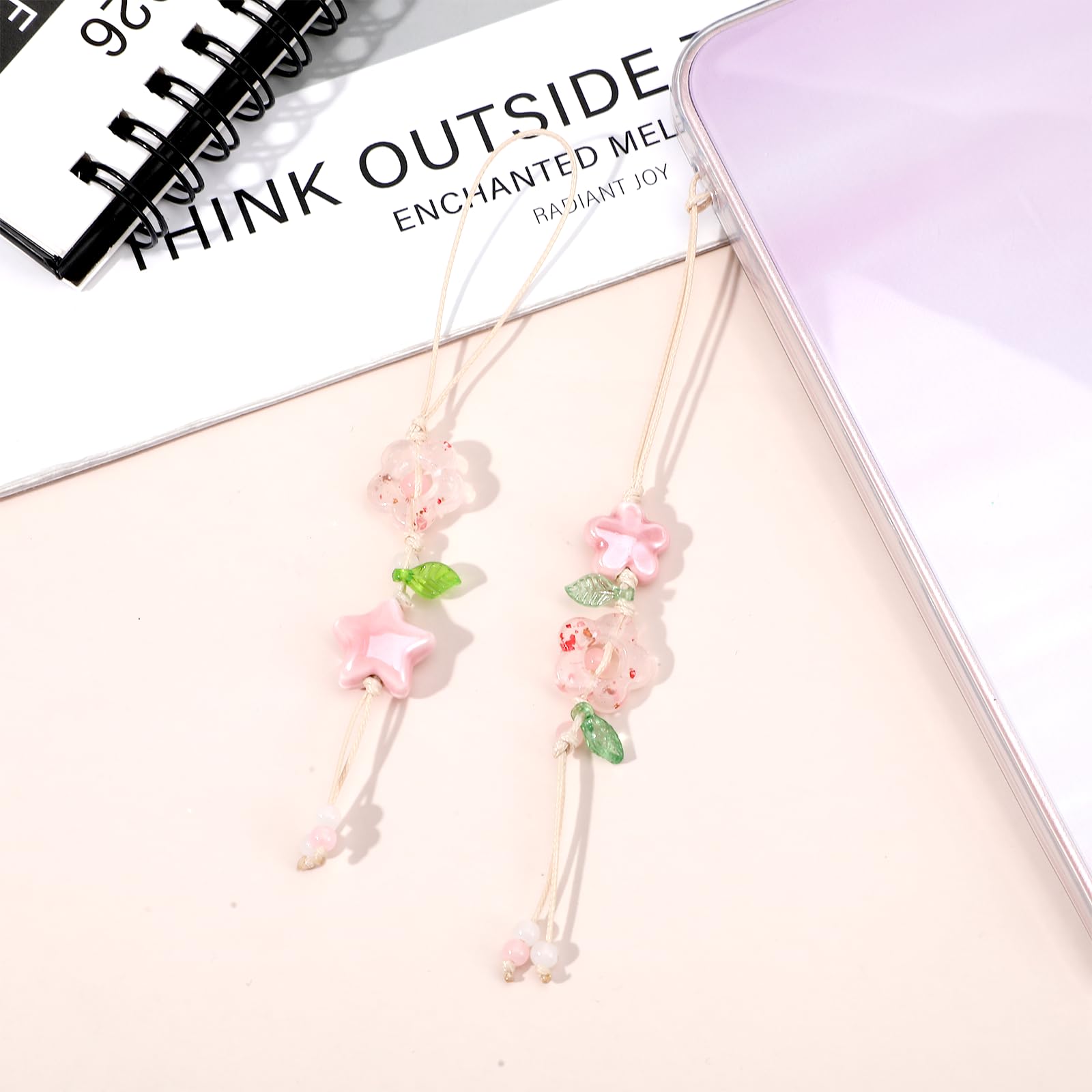 Nogeqi 2 sztuki kwiatowe zawieszki do telefonu Aesthetic Phone Charm różowe kwiaty gwiazda liście zawieszki do telefonu charms biżuteria do telefonu dla torebki aparatu etui na telefon breloczek do